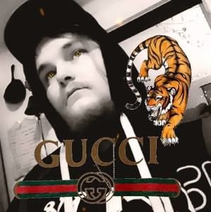 Meet your Posher, Jaromir